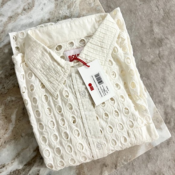 Solid & Striped Oxford Tunic Eyelet Beach Cover Up | Marshmallow - Picture 6 of 6